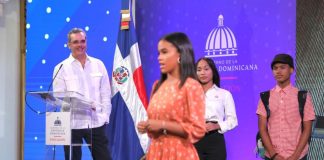 Presidente Abinader encabeza lanzamiento del inglés como segundo idioma