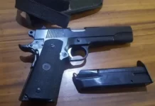 Arrestan joven armado en escuela de Brooklyn donde estudian varios dominicanos